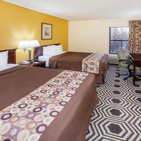 Halsted Inn And Suites Harvey - Chicago Southland Eksteriør bilde